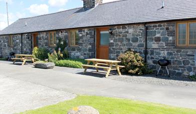 Cynfal Farm Cottages