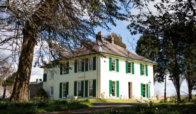 View of Elm Grove Country House from the drive