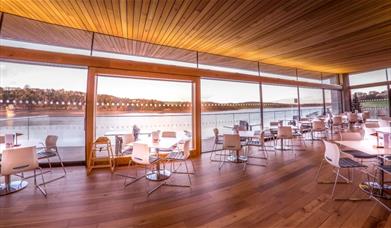 Llandegfedd Lake | Waterside Restaurant