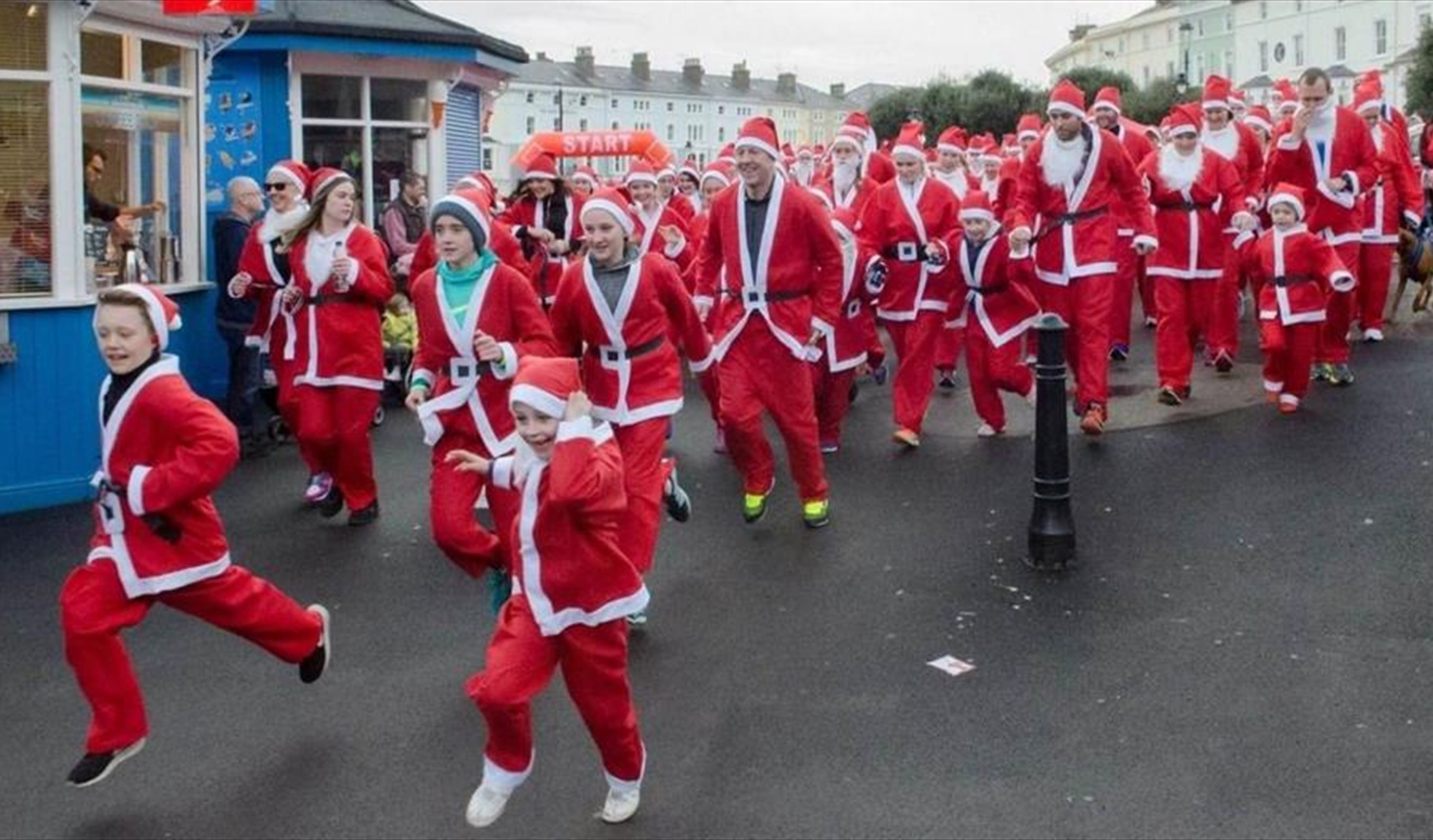 Llandudno 5k Santa Dash