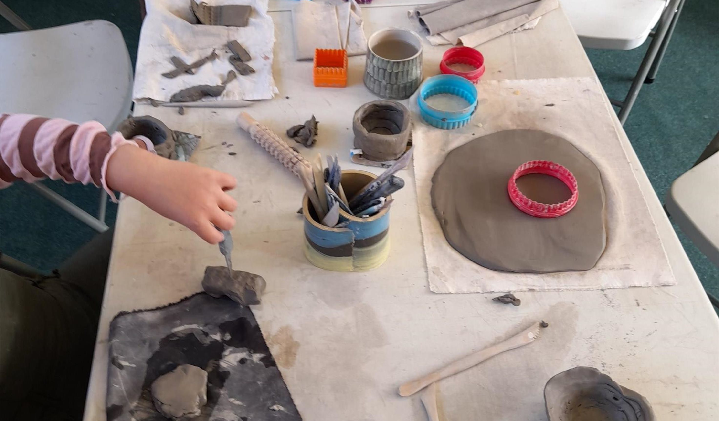 Family Day, Parties, Pottery Lessons, hand made welsh stoneware and beautiful ceramic sculpture for sale.