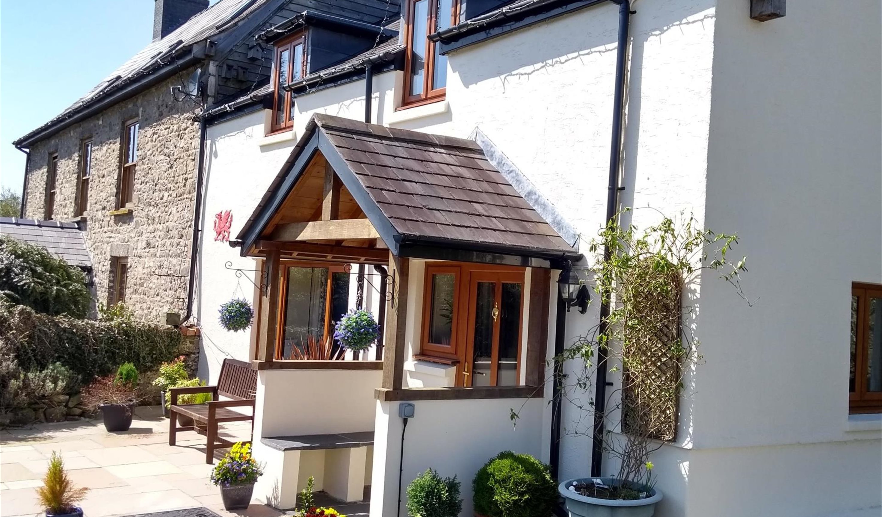 Award-winning 5* Visit Wales Basel Cottage in Llandovery, is set in 17 acres of glorious Carmarthenshire Countryside in the Cambrian Mountains and on