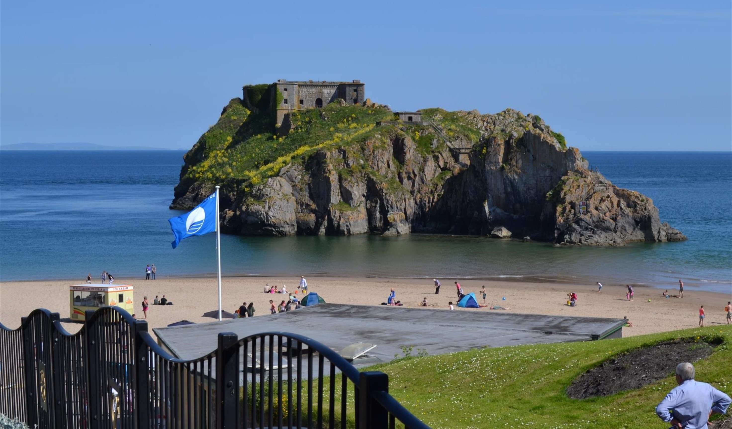Tenby Castle Beach