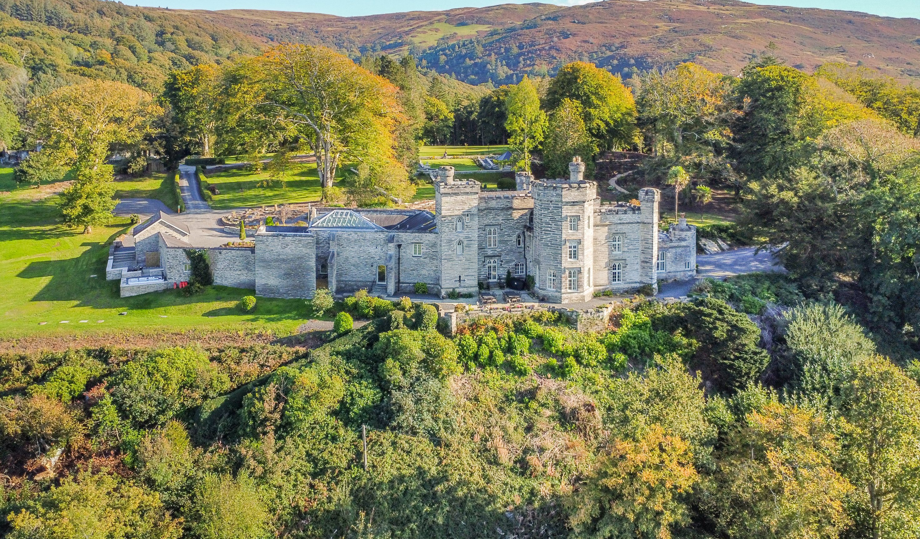 Glandyfi Castle - front of the castle
