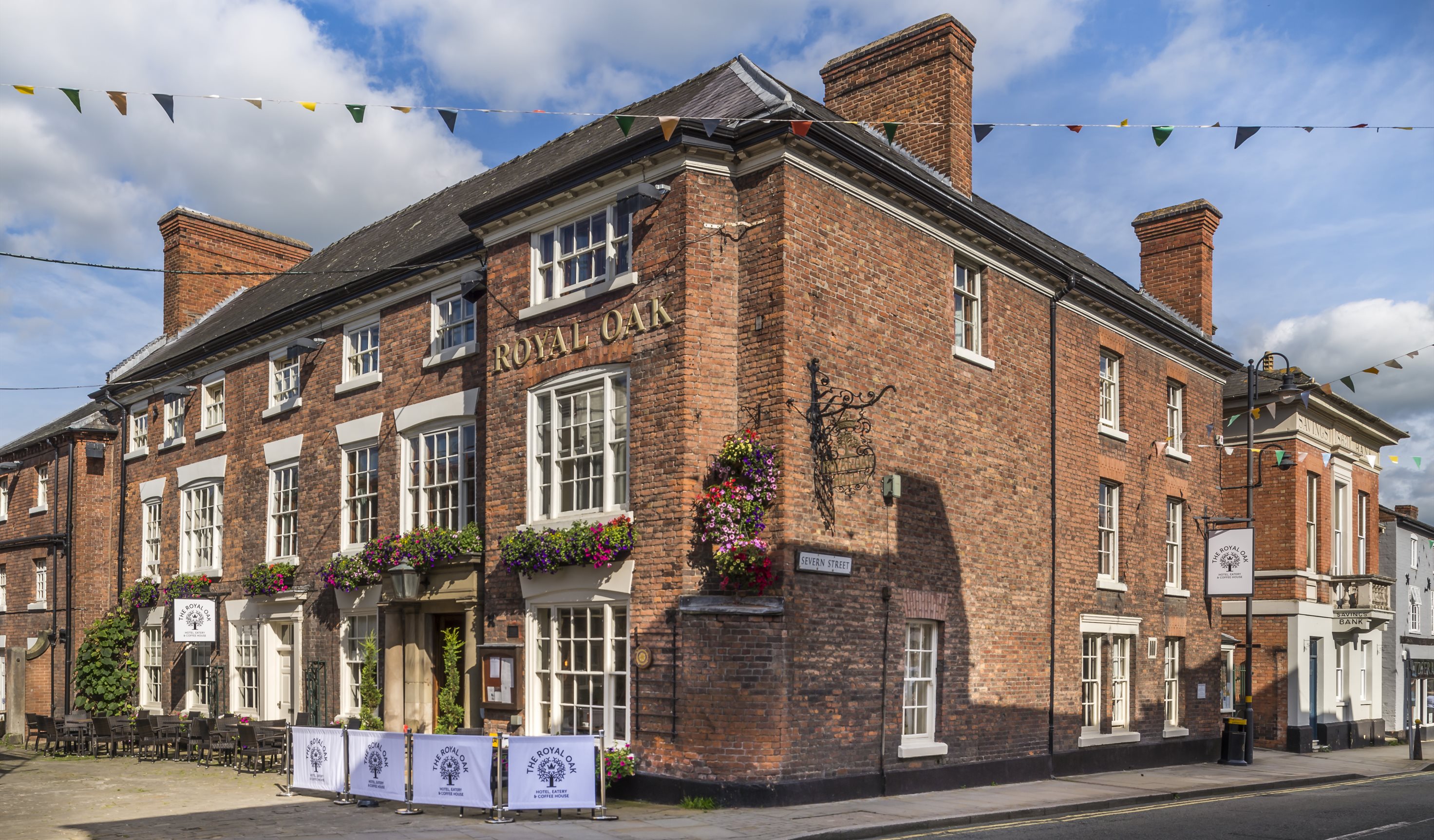 Royal Oak Hotel