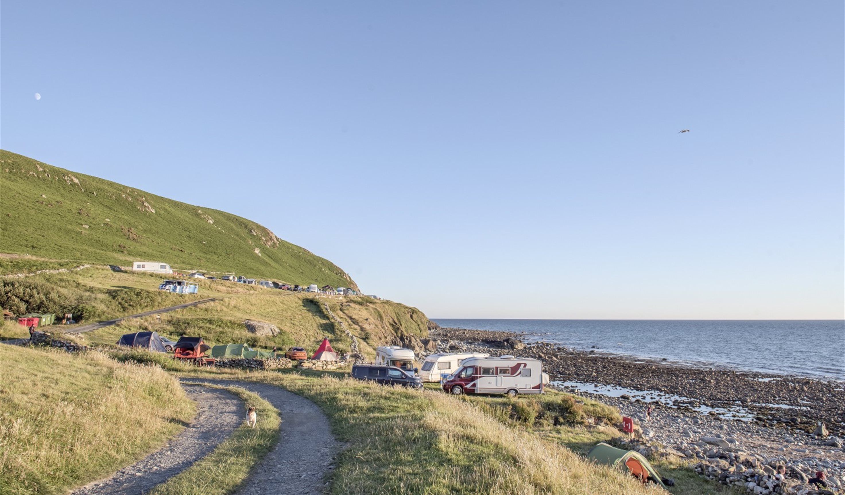 Cae Du Campsite - Camping Park in Tywyn, Tywyn - Show Me Wales