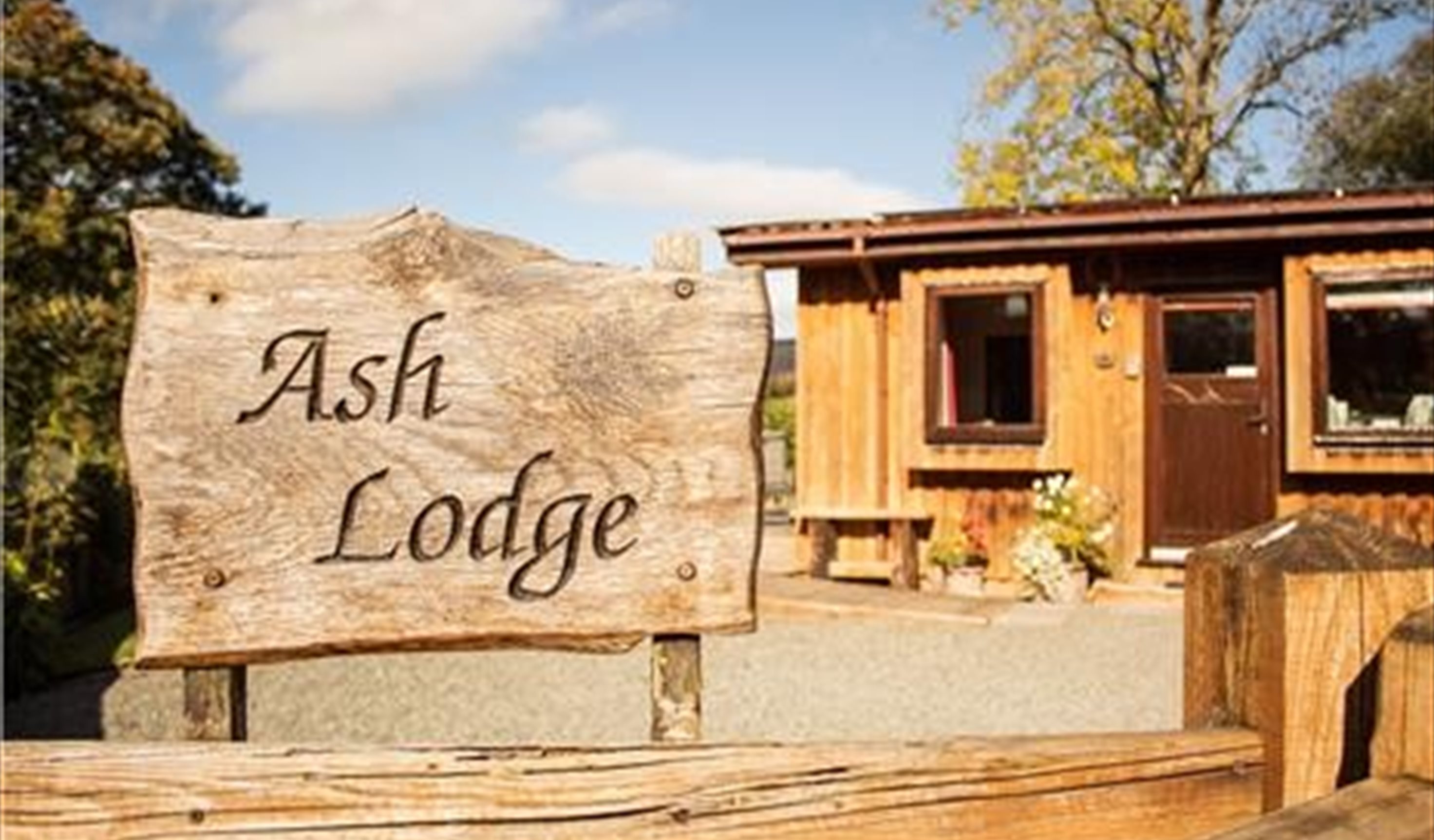Lon Lodges