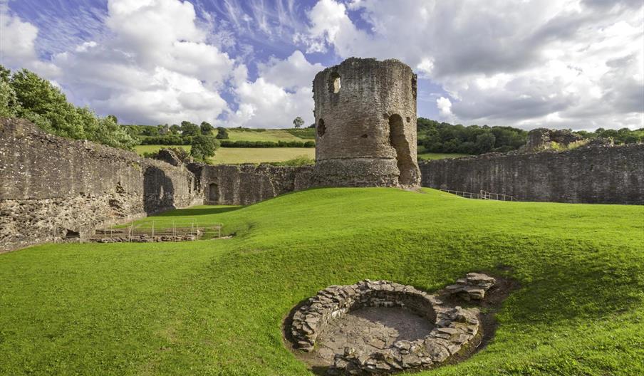 Skenfrith Castle (Cadw)