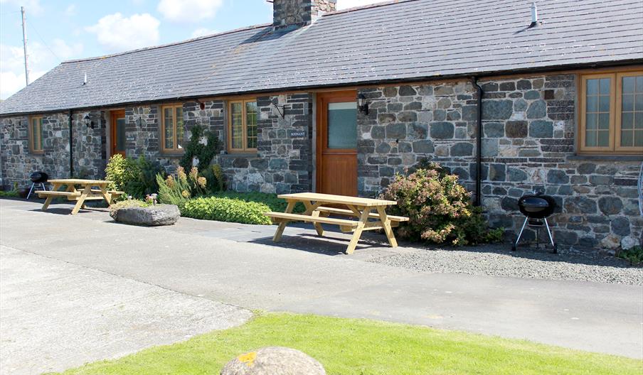 Cynfal Farm Cottages