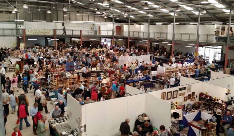 The Int Antiques & Collectors Fair of Wales