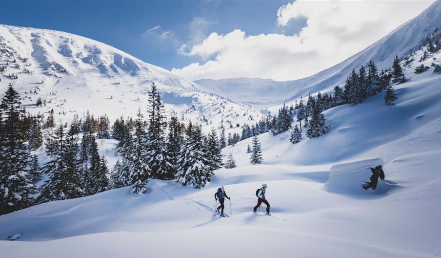 Kendal Mountain Tour