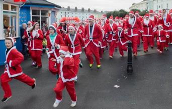 Llandudno 5k Santa Dash