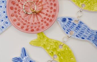 Make & paint your own pottery with Carys Boyle