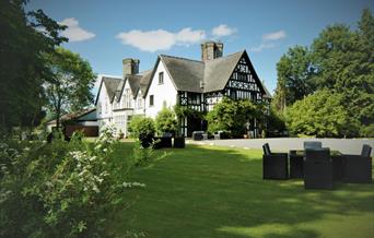 Maesmawr Hall Hotel in Summer