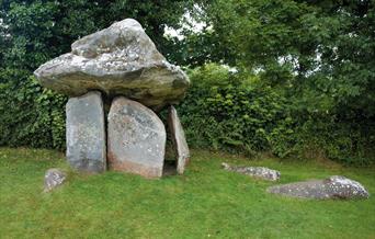 Carreg Coetan Burial Chamber (Cadw)