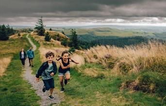 Bwlch Nant yr Arian | Walking trails with views