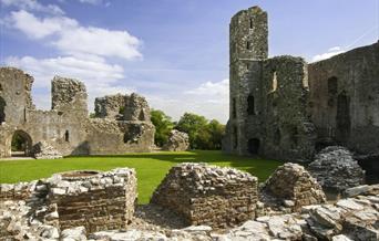 Llawhaden Castle (Cadw)