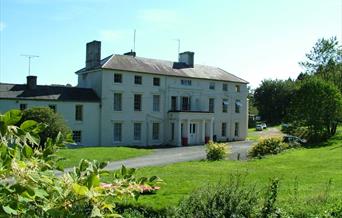 Sealyham Mansion Grounds