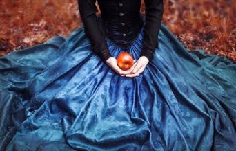 Snow White Pantomime at Moody Meadows