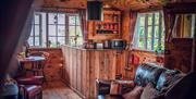Coety Bach, romantic cabin in Llandrindod Wells