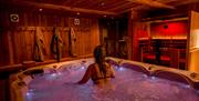 Spa suite hot tub