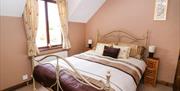 Barn View Cottages near Llanidloes, Oak Cottage bedroom