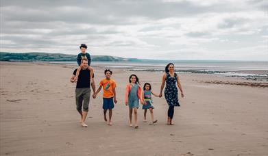 Ynyslas beach