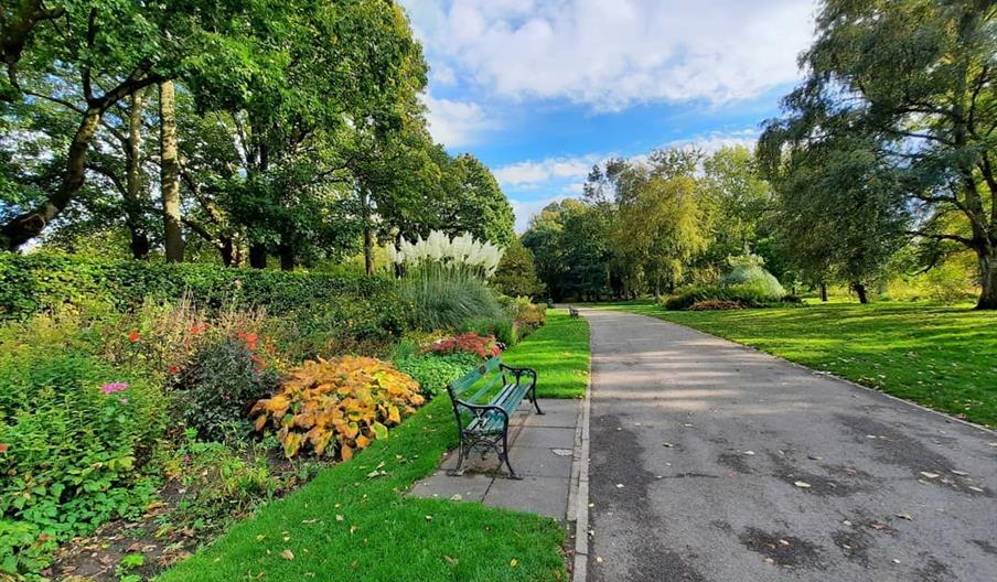 Bute Park and Arboretum - Park in Cardiff, Cardiff - Show Me Wales